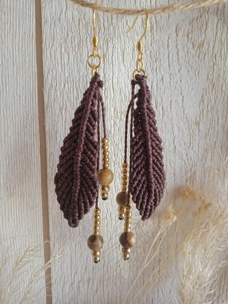 boucles d'oreilles en micro macramé plume